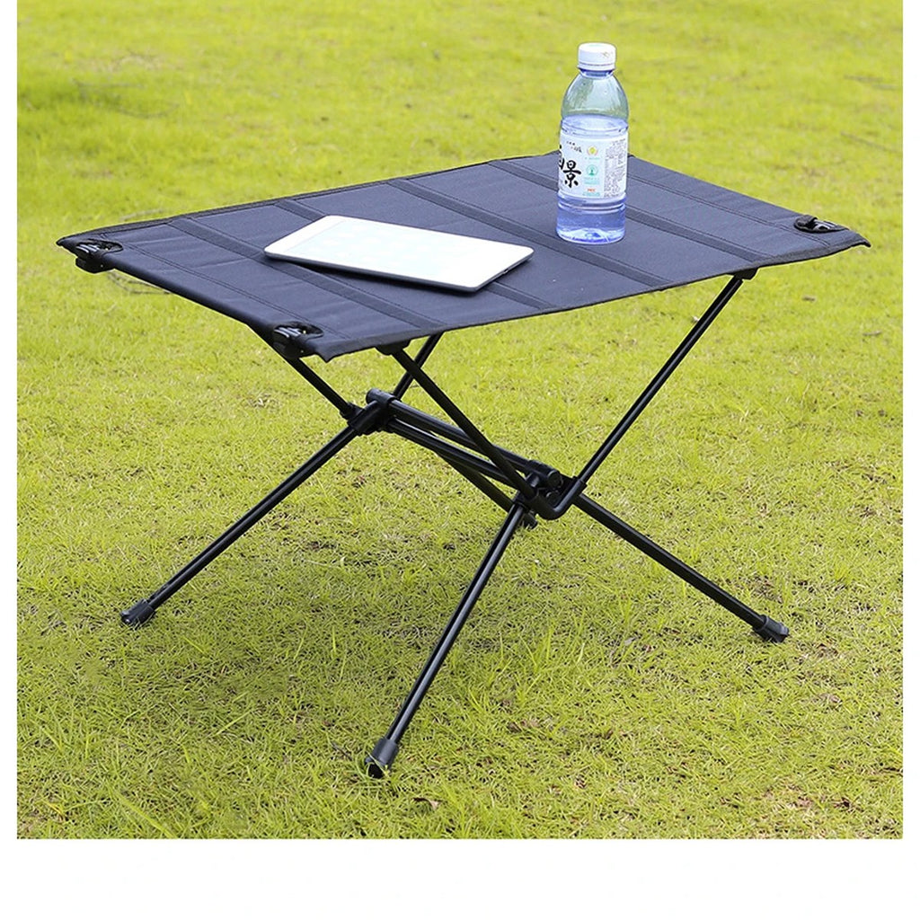 Roll-Up Camp Table — 800 g, 59 × 40 cm, Aluminium Frame, Optional Mesh Shelf